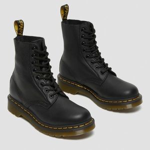 Dr. Martens 1460 Women’s Pascal Virginia Leather Boots